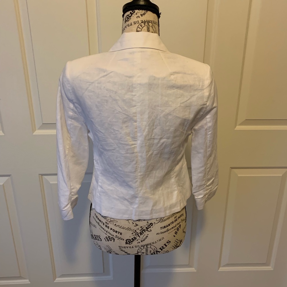 Bajee Collection Linen-Like White Blazer - Picture 3 of 8